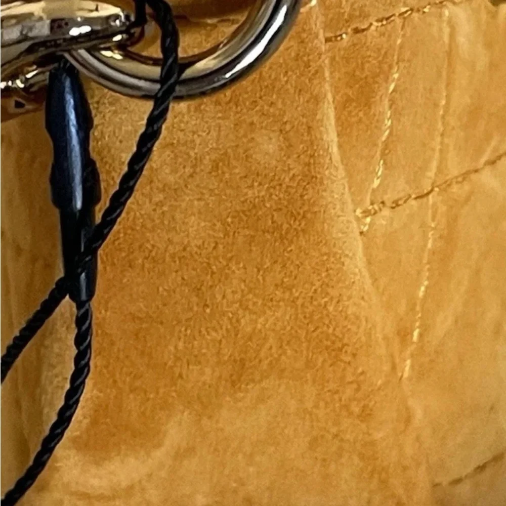 Kurt Geiger London Highgate Wristlet Shoulder Bag  NEW IN BOX - Picture 7 of 10